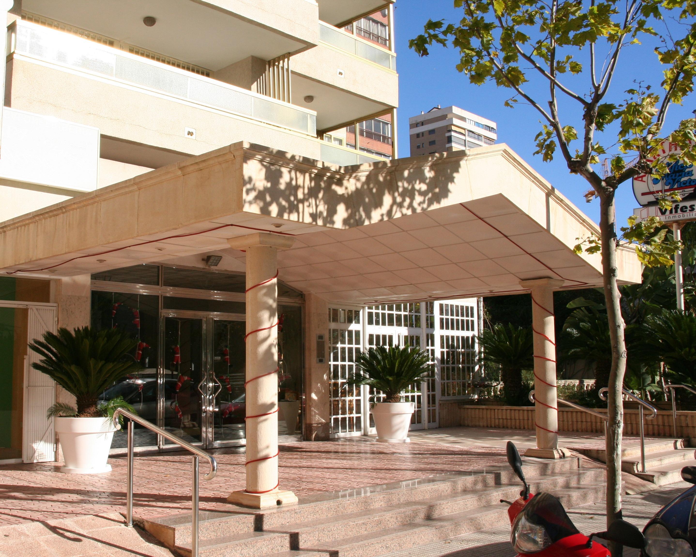 Apartamentos Maria Victoria Бенидорм Экстерьер фото