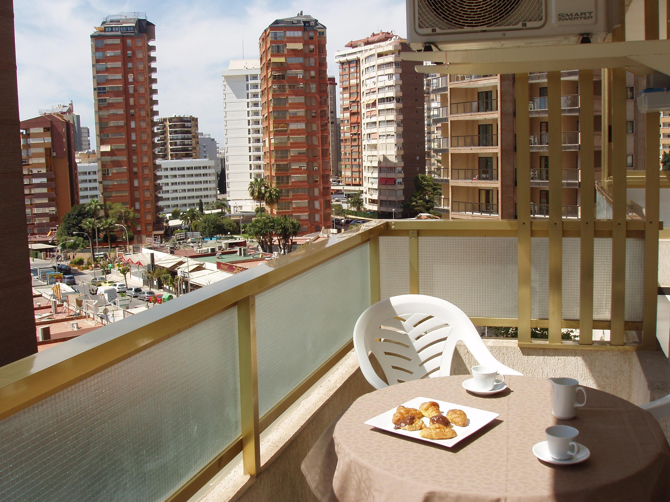 Apartamentos Maria Victoria Бенидорм Экстерьер фото