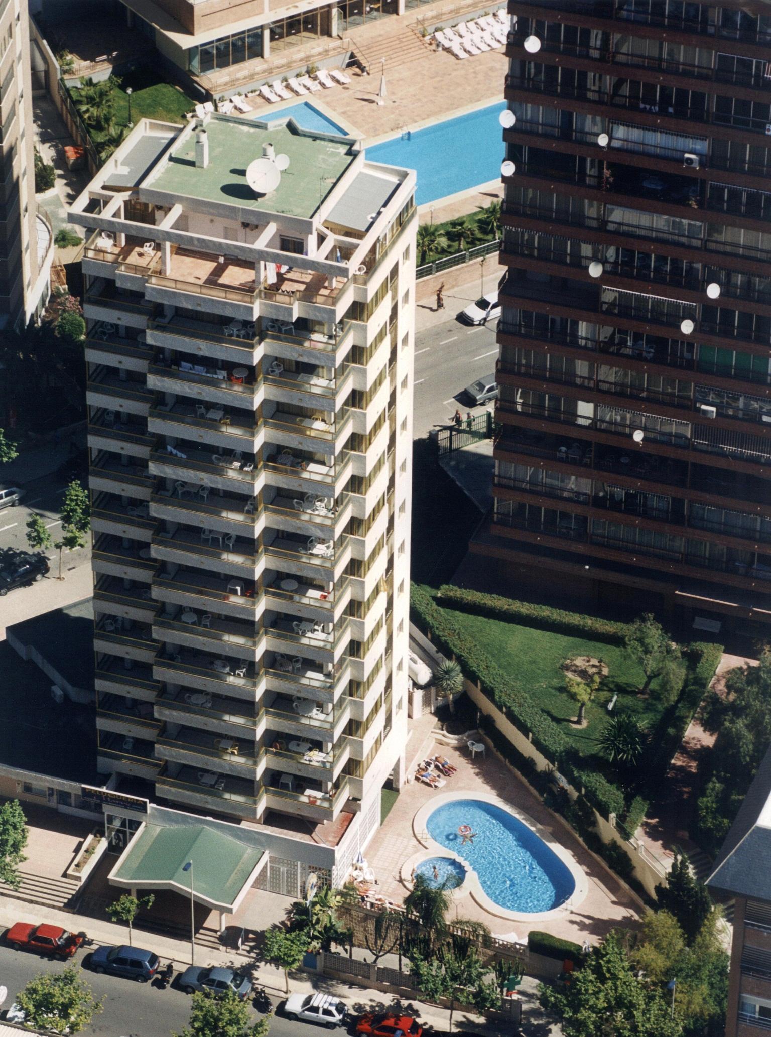 Apartamentos Maria Victoria Бенидорм Экстерьер фото