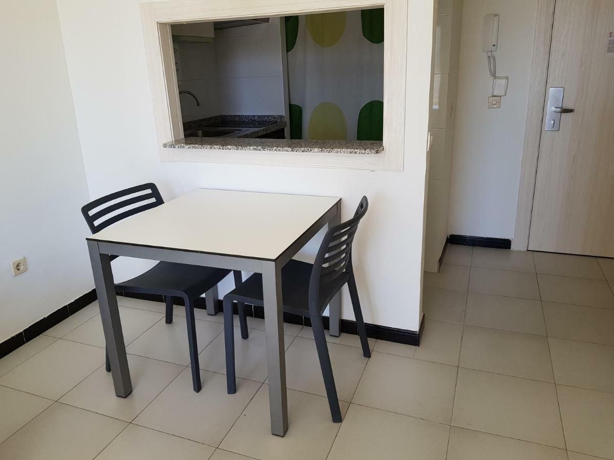 Apartamentos Maria Victoria Бенидорм Экстерьер фото