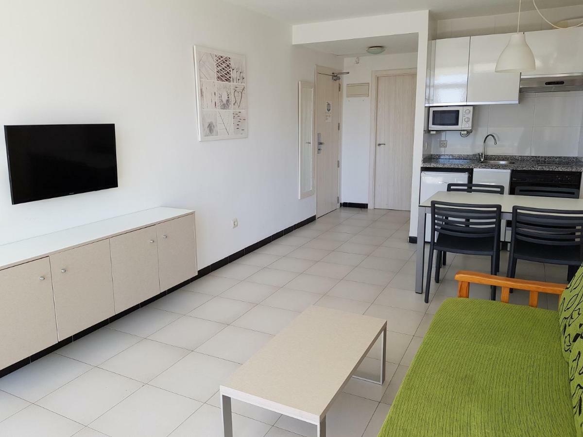 Apartamentos Maria Victoria Бенидорм Экстерьер фото