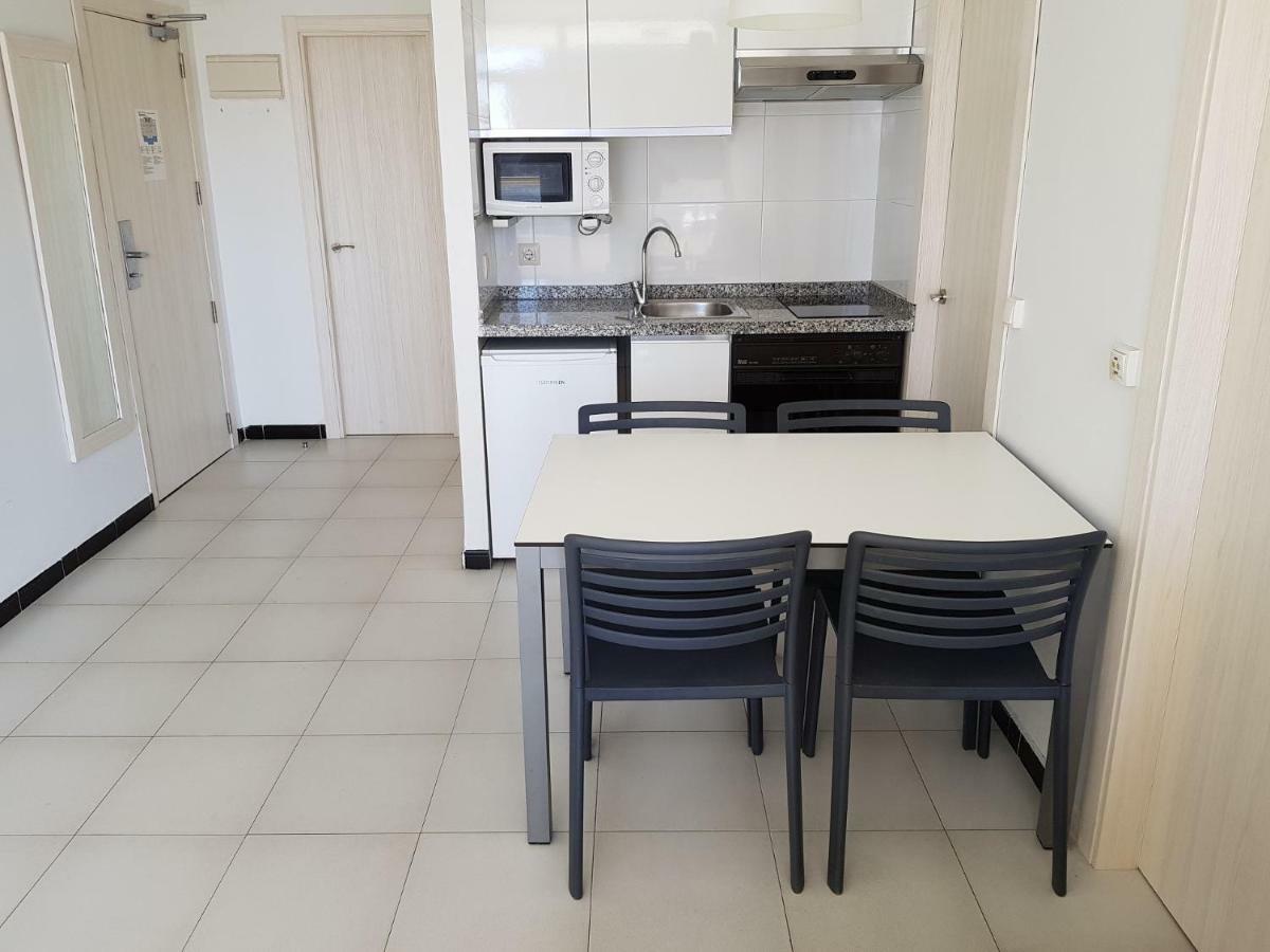 Apartamentos Maria Victoria Бенидорм Экстерьер фото